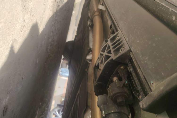 Used Lynk & Co 900 2025 2.0T Ultra Chassis Rear Left