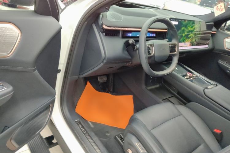 Used Lynk & Co 900 2025 2.0T Ultra Driver Seat