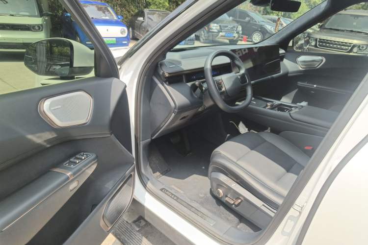 Used Lynk & Co 900 2025 2.0T Ultra Driver Seat