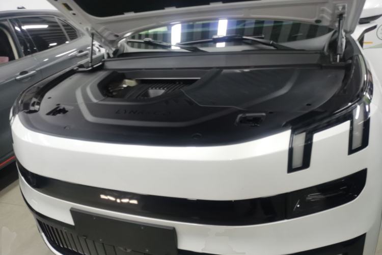 Used Lynk & Co 900 2025 2.0T Ultra Engine Bay