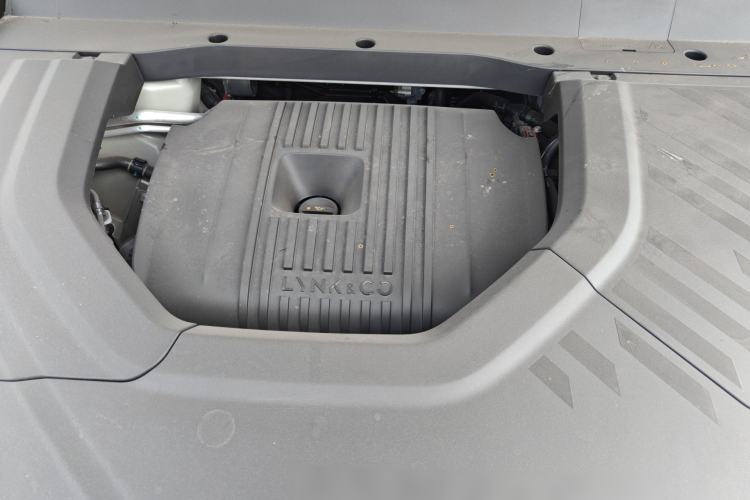 Used Lynk & Co 900 2025 2.0T Ultra Engine Bay