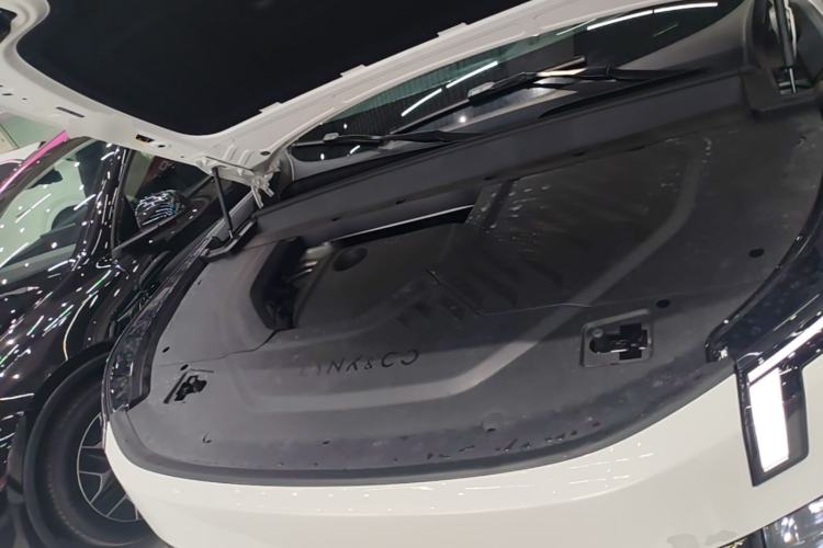 Used Lynk & Co 900 2025 1.5T Ultra Engine Bay