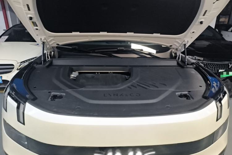 Used Lynk & Co 900 2025 1.5T Ultra Engine Bay