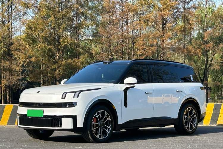 Used Lynk & Co 900 2025 1.5T Ultra Exterior 1