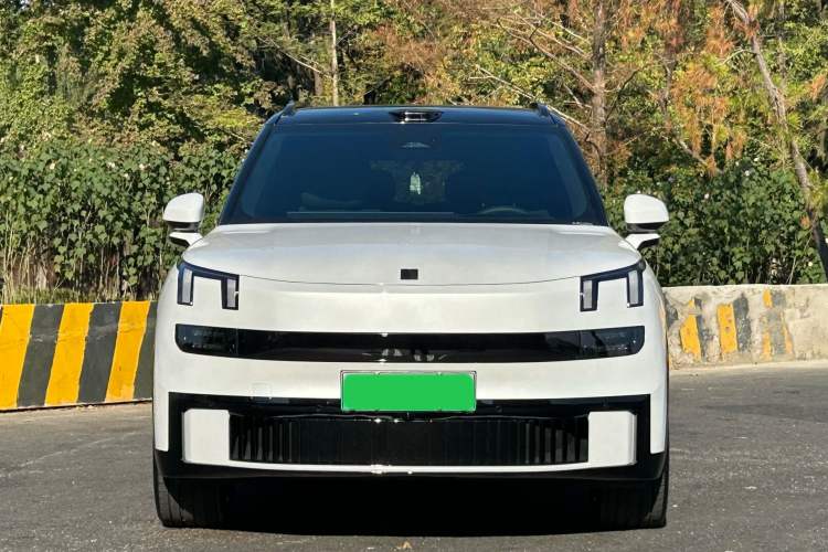 Used Lynk & Co 900 2025 1.5T Ultra Exterior 2