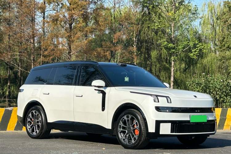 Used Lynk & Co 900 2025 1.5T Ultra Exterior 3
