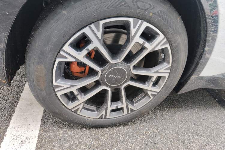 Used Lynk & Co 900 2025 2.0T Ultra Exterior 5
