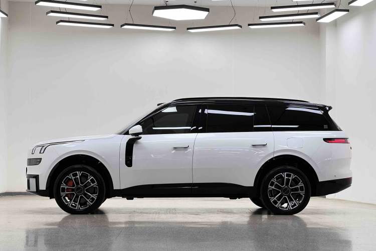 Used Lynk & Co 900 2025 1.5T Ultra Exterior 5