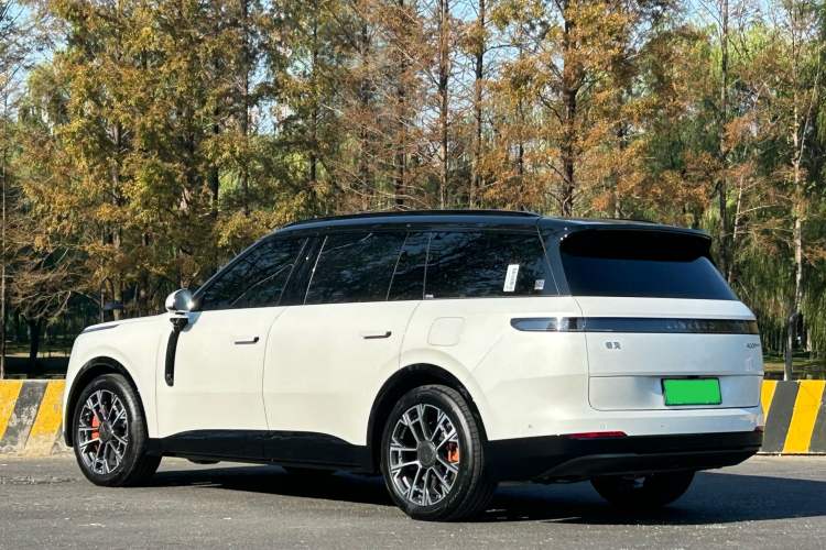 Used Lynk & Co 900 2025 1.5T Ultra Exterior 7