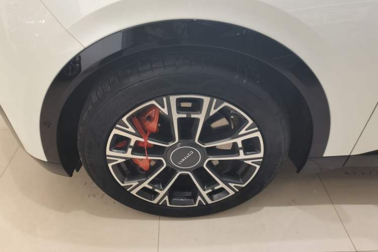 Used Lynk & Co 900 2025 2.0T Ultra Exterior 7