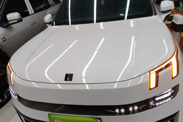 Used Lynk & Co 900 2025 2.0T Ultra Front