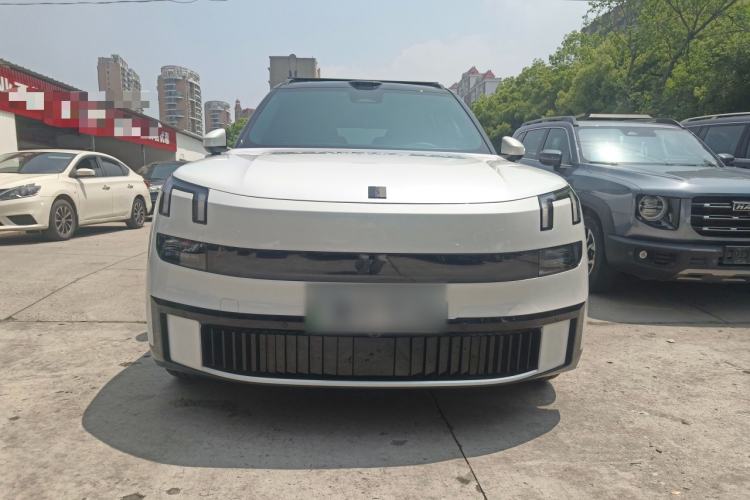 Used Lynk & Co 900 2025 2.0T Ultra Front
