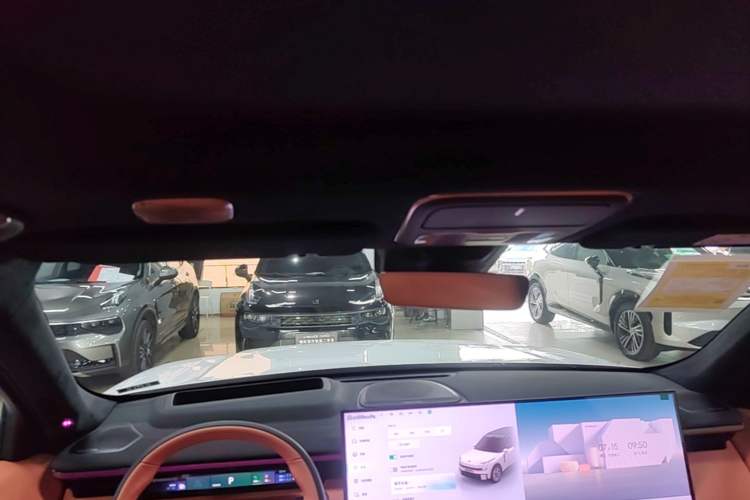 Used Lynk & Co 900 2025 2.0T Ultra Headliner