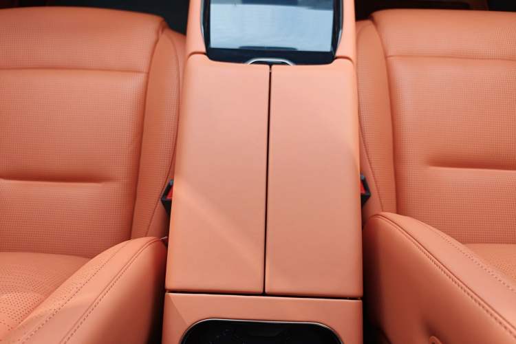 Used Lynk & Co 900 2025 1.5T Ultra Interior 11
