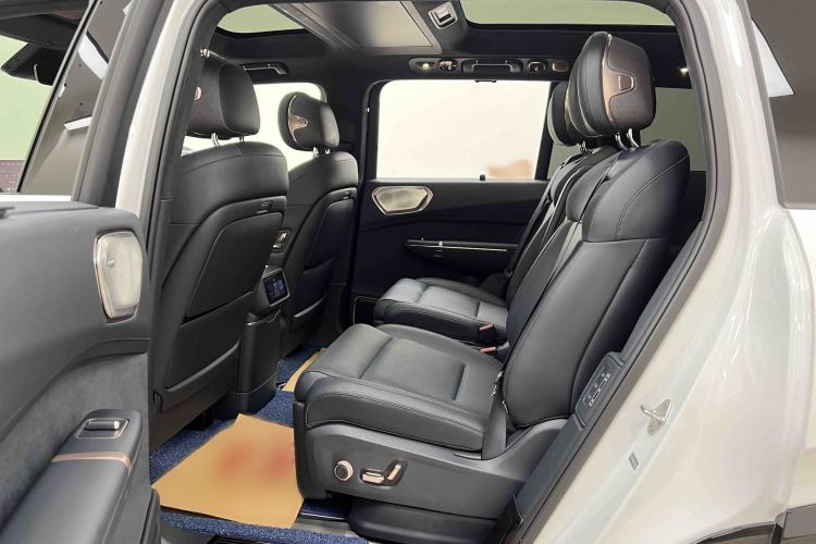 Used Lynk & Co 900 2025 1.5T Ultra Interior 4