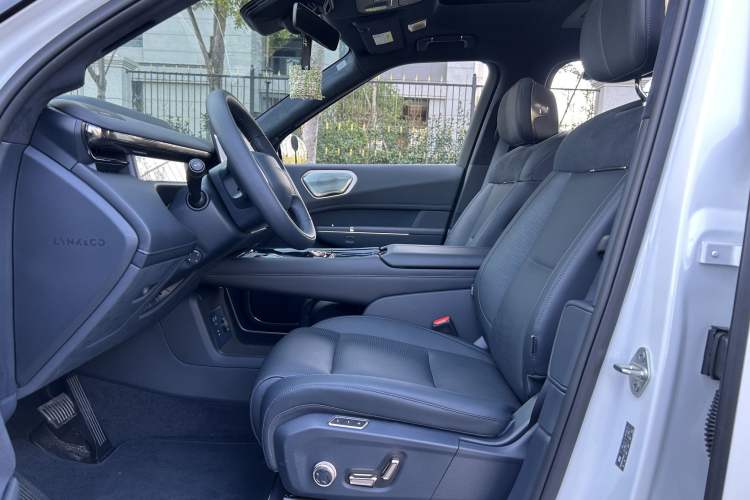 Used Lynk & Co 900 2025 1.5T Ultra Interior 8