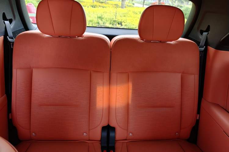Used Lynk & Co 900 2025 1.5T Ultra Interior 9