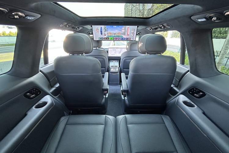 Used Lynk & Co 900 2025 1.5T Ultra Interior 9