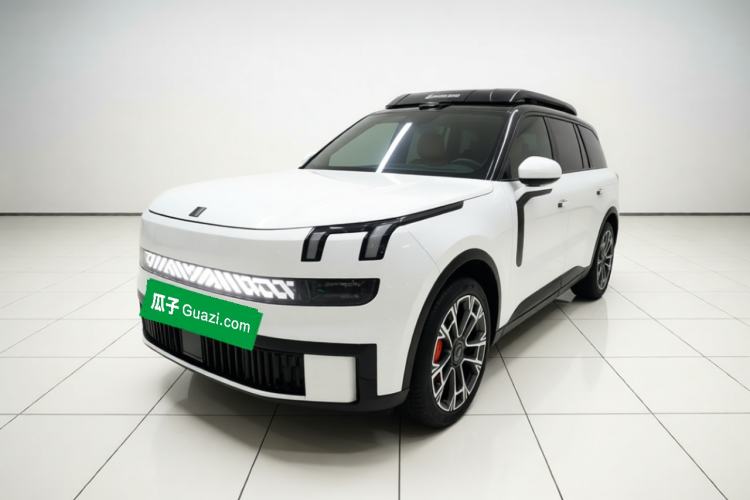 Lynk & Co 900 2025 1.5T Ultra