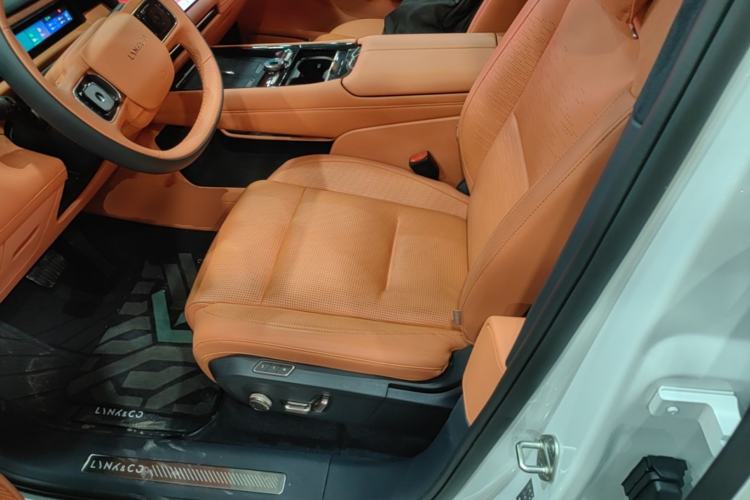 Used Lynk & Co 900 2025 2.0T Ultra Left Front Seat