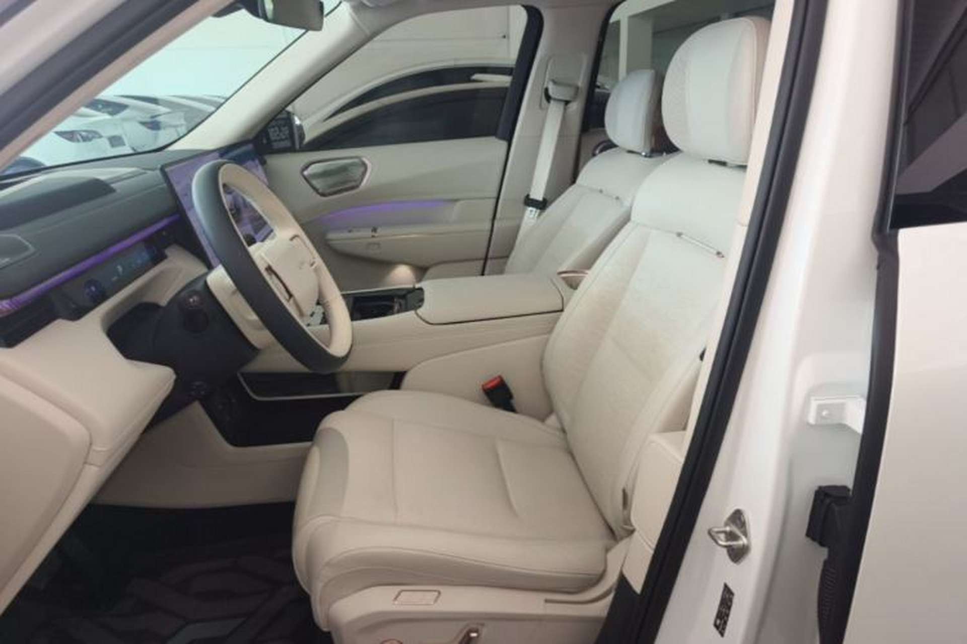 Used Lynk & Co 900 2025 2.0T Ultra Left Front Seat