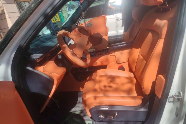 Used Lynk & Co 900 2025 2.0T Ultra Left Front Seat