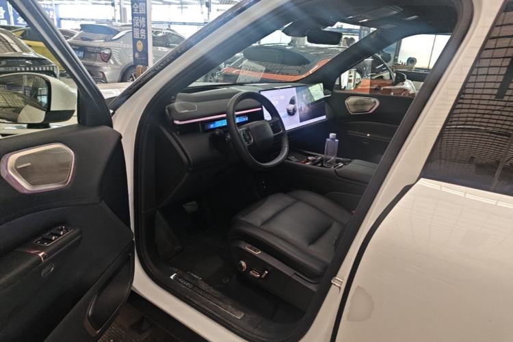 Used Lynk & Co 900 2025 2.0T Ultra Left Front Seat