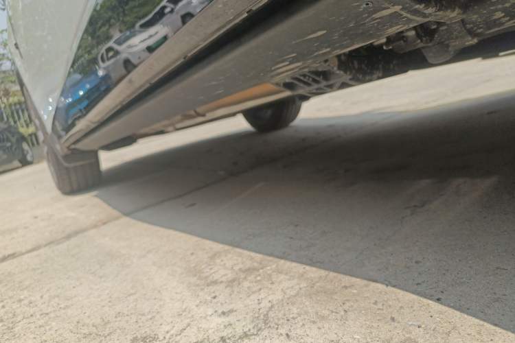 Used Lynk & Co 900 2025 2.0T Ultra Left Side Sill