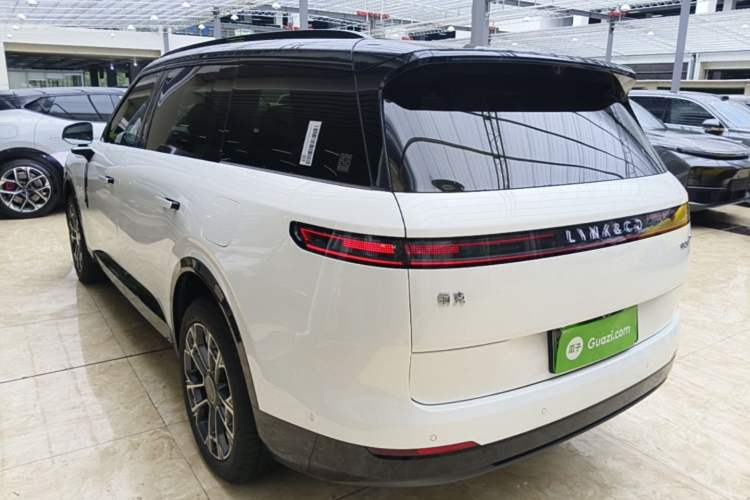 Used Lynk & Co 900 2025 2.0T Ultra Rear Left 45 Deg