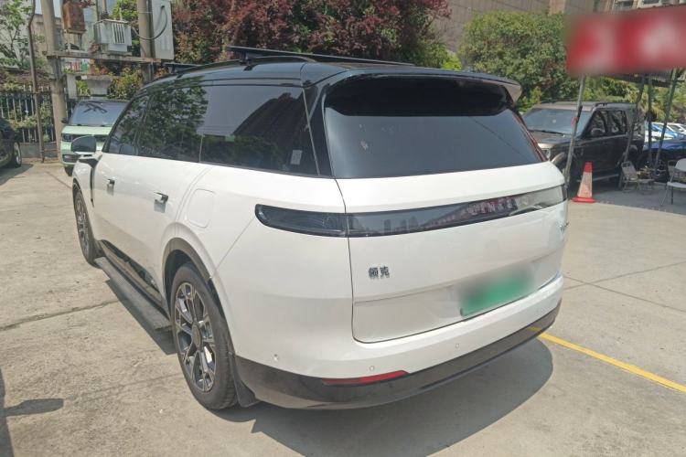 Used Lynk & Co 900 2025 2.0T Ultra Rear Left 45 Deg