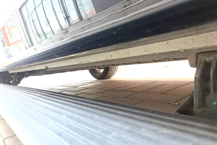 Used Lynk & Co 900 2025 1.5T Ultra Right Side Sill