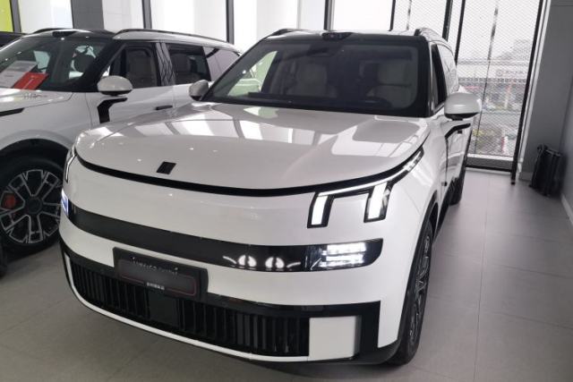 Used Lynk & Co 900 2025 2.0T Ultra