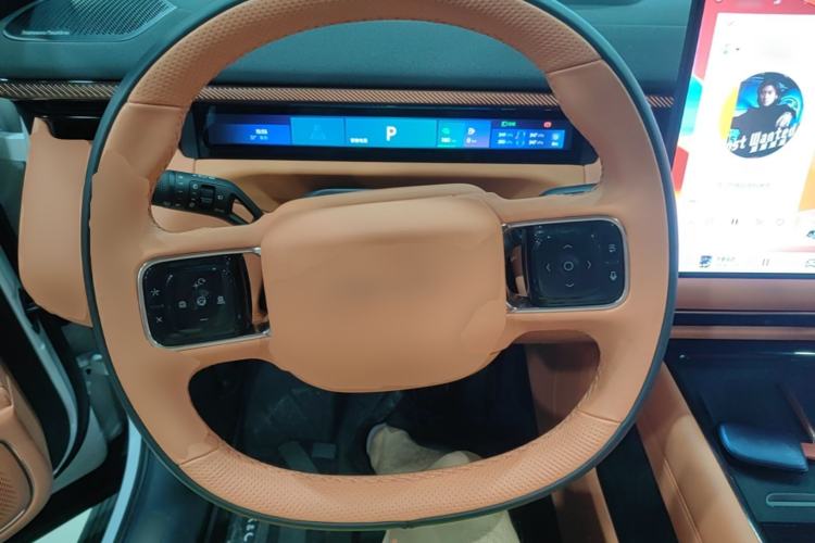 Used Lynk & Co 900 2025 2.0T Ultra Steering Wheel