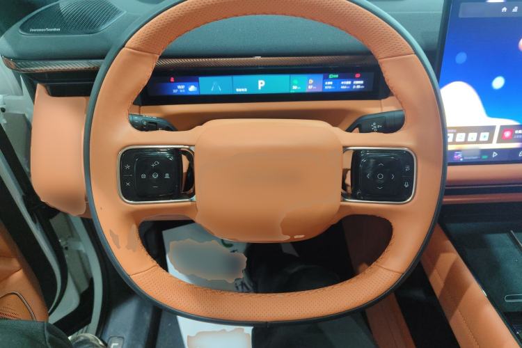 Used Lynk & Co 900 2025 2.0T Ultra Steering Wheel