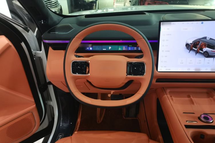 Used Lynk & Co 900 2025 2.0T Ultra Steering Wheel