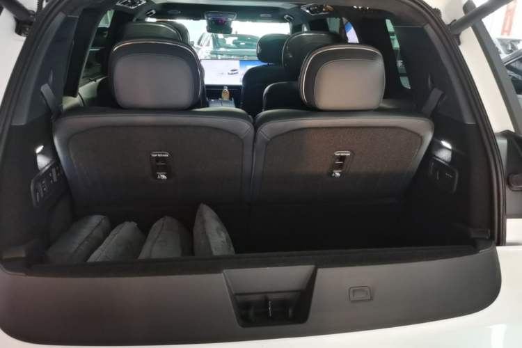 Used Lynk & Co 900 2025 2.0T Ultra Trunk