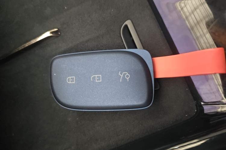 Used Lynk & Co 900 2025 2.0T Ultra Vehicle Key