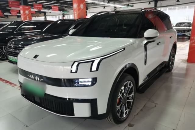 Used Lynk & Co 900 2025 2.0T Ultra