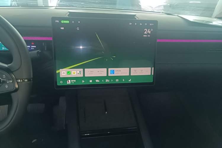 Used Lynk & Co 10 EM-P 2025 Model 120 Four-Wheel Drive Ultra Audio And AC Panel