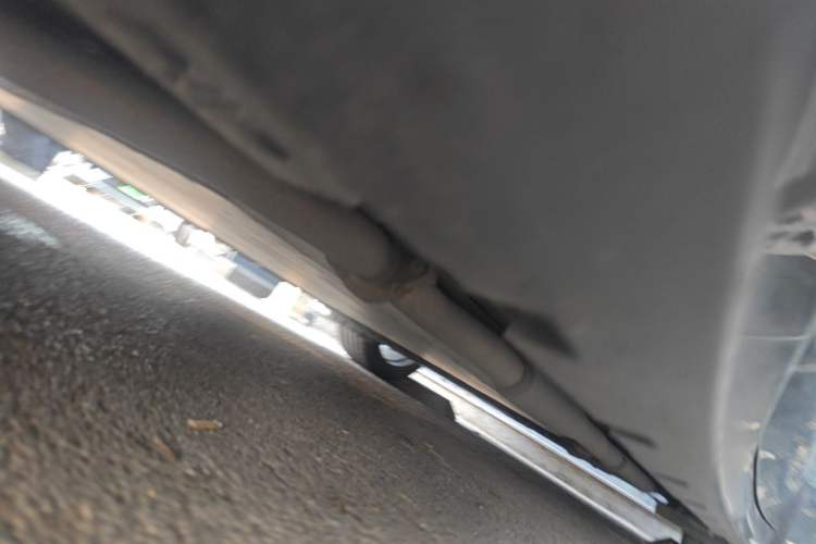 Used Lynk & Co 10 EM-P 2025 Model 240 Four-Wheel Drive Ultra Chassis Rear Left