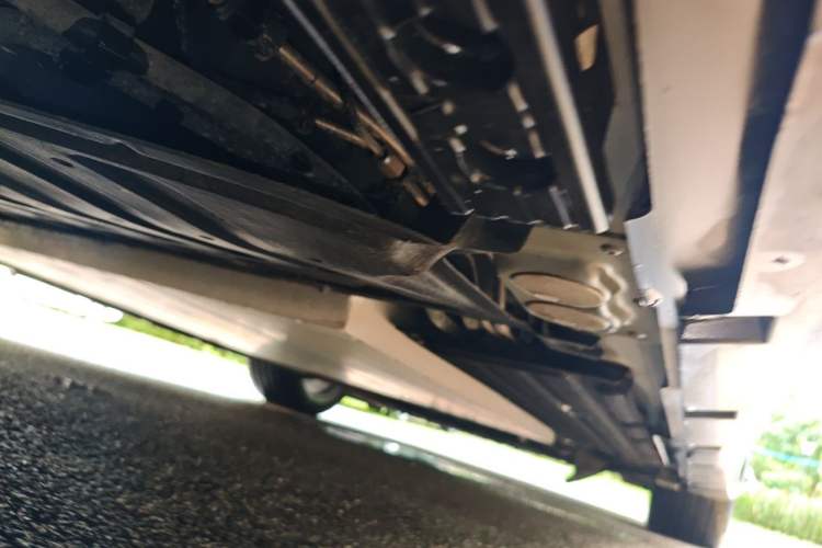 Used Lynk & Co 10 EM-P 2025 Model 240 Four-Wheel Drive Ultra Chassis Rear Right