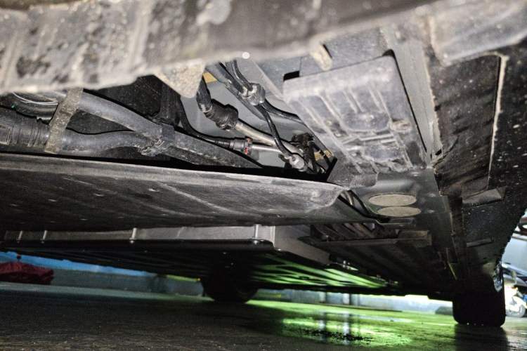 Used Lynk & Co 10 EM-P 2025 Model 240 Four-Wheel Drive Ultra Chassis Rear Right