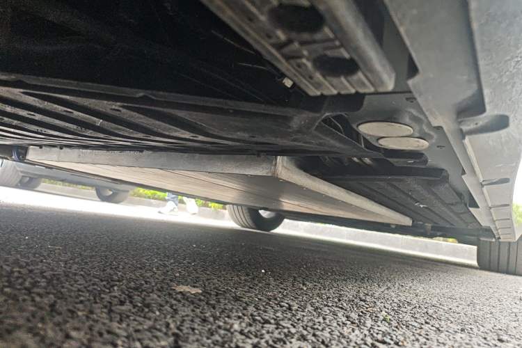 Used Lynk & Co 10 EM-P 2025 Model 240 Four-Wheel Drive Ultra Chassis Rear Right