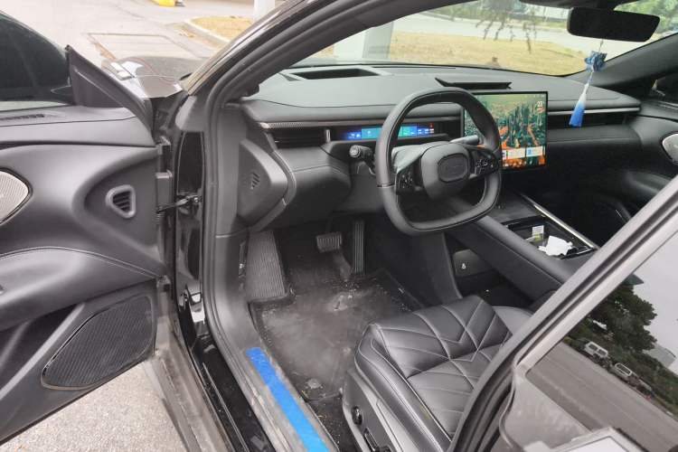 Used Lynk & Co 10 EM-P 2025 Model 120 Four-Wheel Drive Ultra Driver Seat