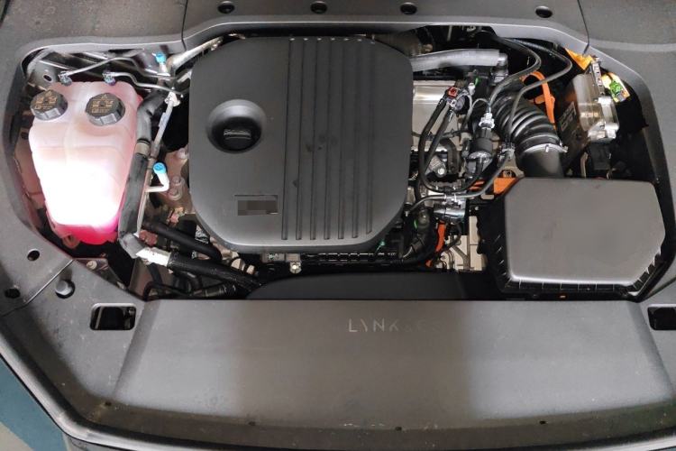 Used Lynk & Co 10 EM-P 2025 Facelifted Model 120 All-Wheel Drive Ultra Engine Bay