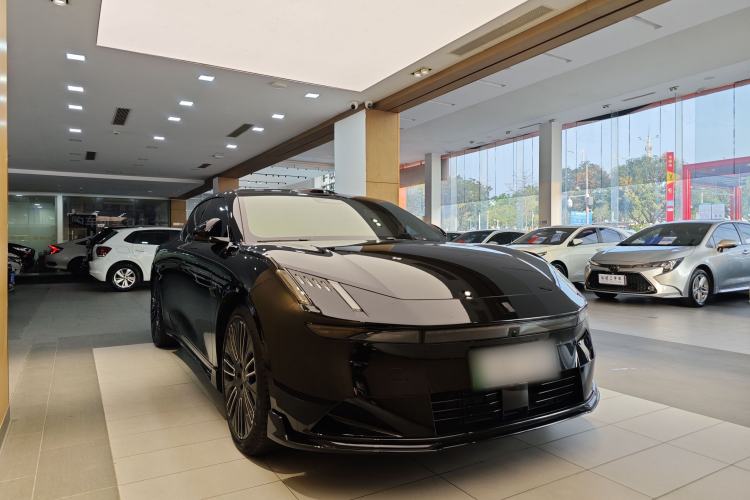 Used Lynk & Co 10 EM-P 2025 Model 240 Four-Wheel Drive Ultra Exterior 3