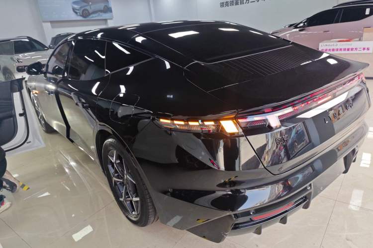 Used Lynk & Co 10 EM-P 2025 Model 120 Four-Wheel Drive Ultra Exterior 3