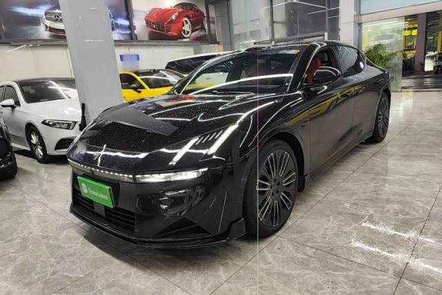Used Lynk & Co 10 EM-P 2025 Facelifted Model 240 All-Wheel Drive Ultra