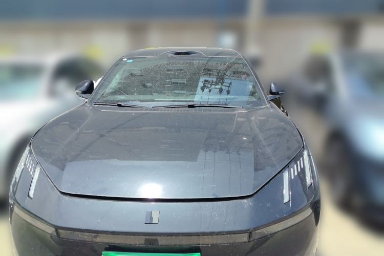 Used Lynk & Co 10 EM-P 2025 Facelifted Model 240 All-Wheel Drive Ultra Front