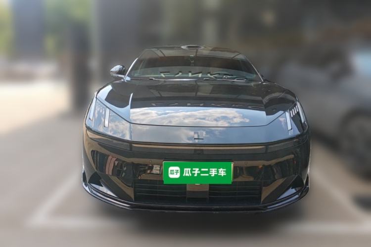 Used Lynk & Co 10 EM-P 2025 Model 240 Four-Wheel Drive Ultra Front
